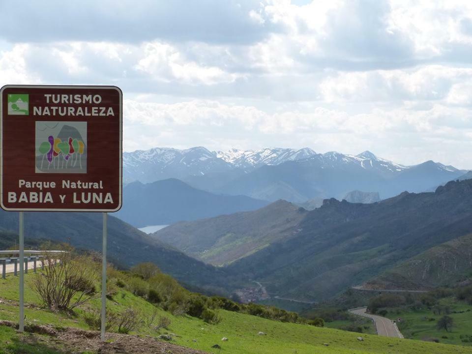 Hostal La Collada De Aralla Aralla de Luna 외부 사진